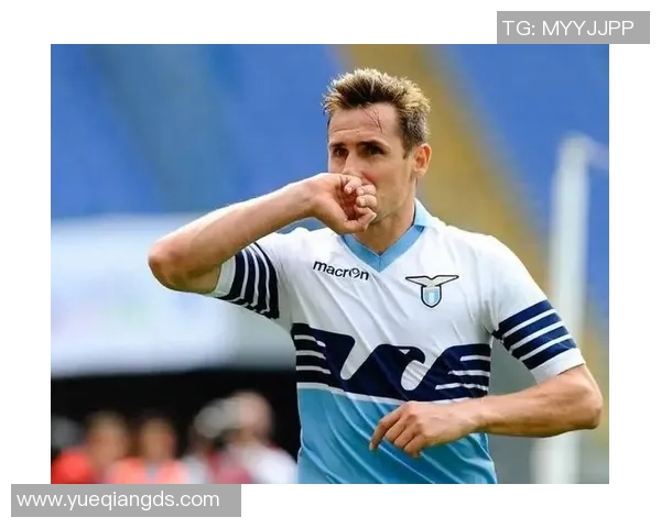 全球足球巨星榜单盘点 谁才是足坛无可争议的传奇球员